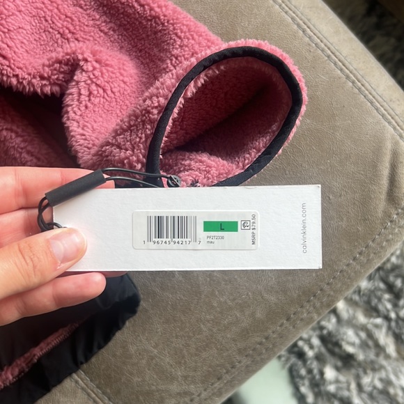 Calvin Klein fuzzy jacket - Picture 3 of 3